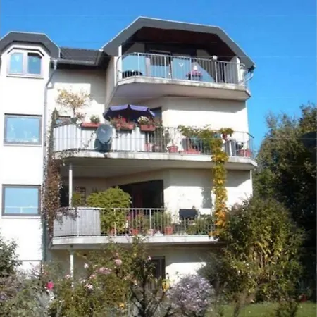 Lejlighed Souterrainwohnung Mit Grossem Garten Und Sauna Kassel