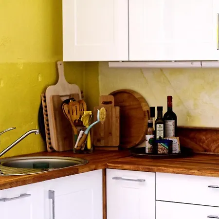 Souterrainwohnung Mit Grossem Garten Und Sauna Apartment *
