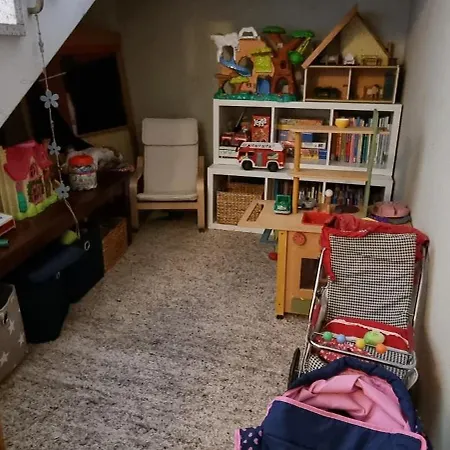 Souterrainwohnung Mit Grossem Garten Und Sauna Lejlighed