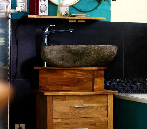 Souterrainwohnung Mit Grossem Garten Und Sauna Appartamento *