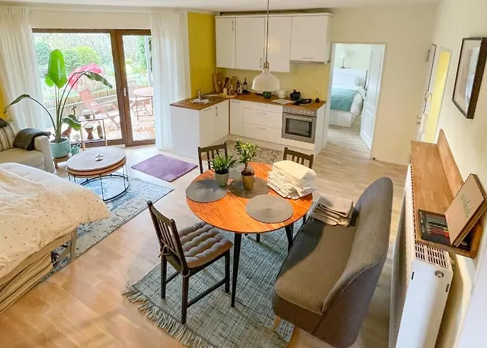 Souterrainwohnung Mit Grossem Garten Und Sauna